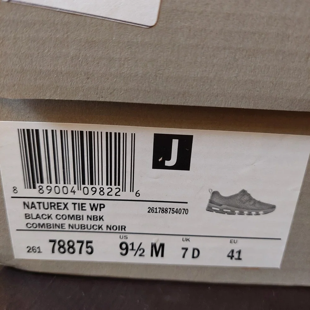 Clarks Originals Women's NatureX Tie WP Combi Nubuck Black Size 9.5M $145 NEW!